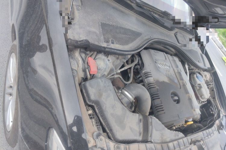 Used Audi A6L 2014 TFSI Standard Model Engine Bay Right