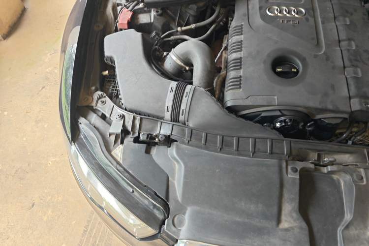 Used Audi A6L 2014 TFSI Standard Model Engine Bay Right