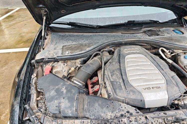 Used Audi A6L 2014 30 FSI Comfort Model Engine Bay Right