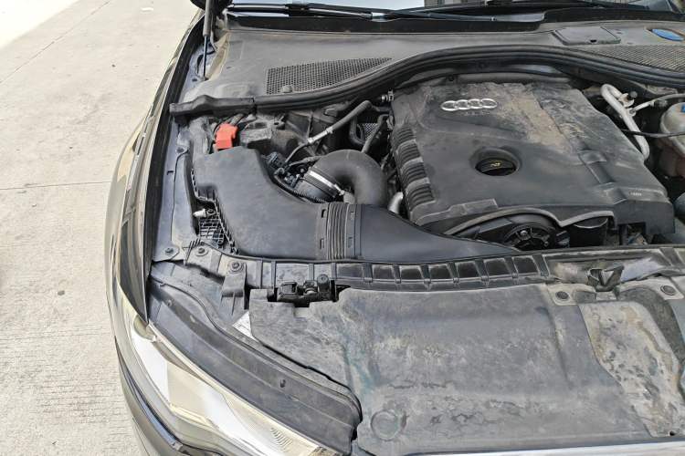 Used Audi A6L 2014 TFSI Standard Model Engine Bay Right