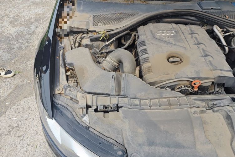 Used Audi A6L 2014 TFSI Standard Model Engine Bay Right
