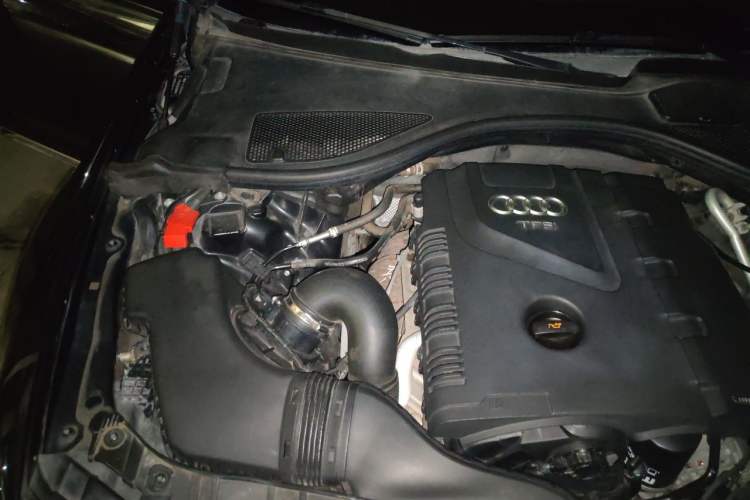 Used Audi A6L 2014 TFSI Standard Model Engine Bay Right