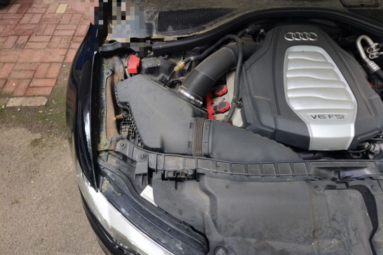 Used Audi A6L 2014 30 FSI Technology Model Engine Bay Right