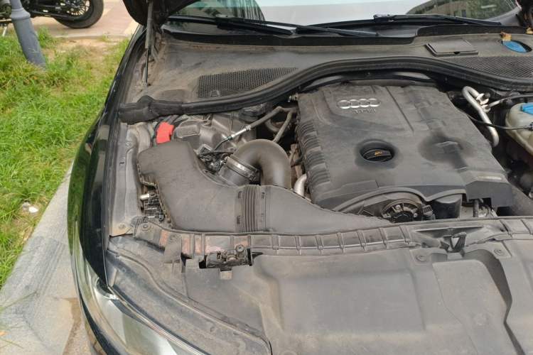 Used Audi A6L 2014 TFSI Standard Model Engine Bay Right