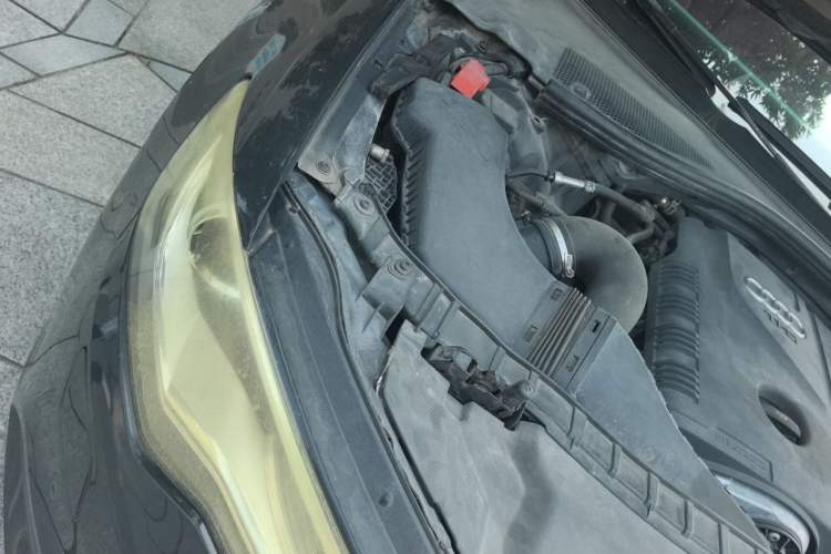 Used Audi A6L 2014 TFSI Standard Model Engine Bay Right