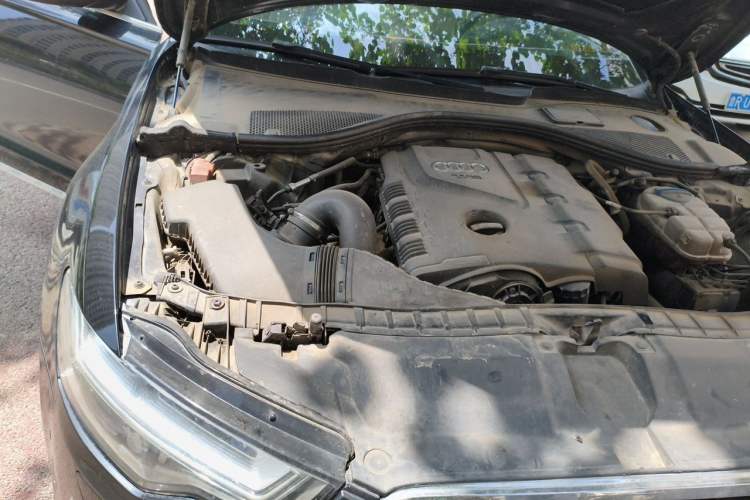 Used Audi A6L 2014 TFSI Standard Model Engine Bay Right
