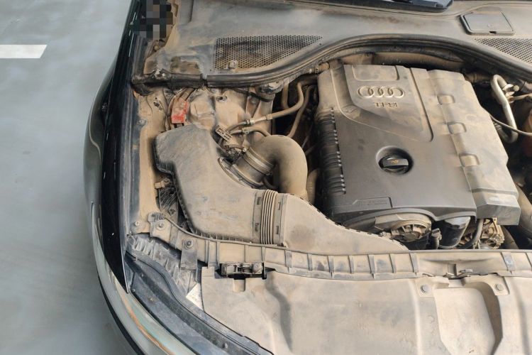Used Audi A6L 2014 TFSI Standard Model Engine Bay Right