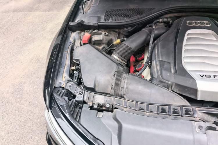 Used Audi A6L 2014 30 FSI Comfort Model Engine Bay Right