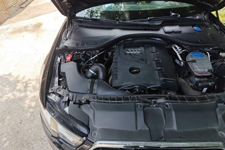 Used Audi A6L 2014 TFSI Standard Model Engine Bay Right