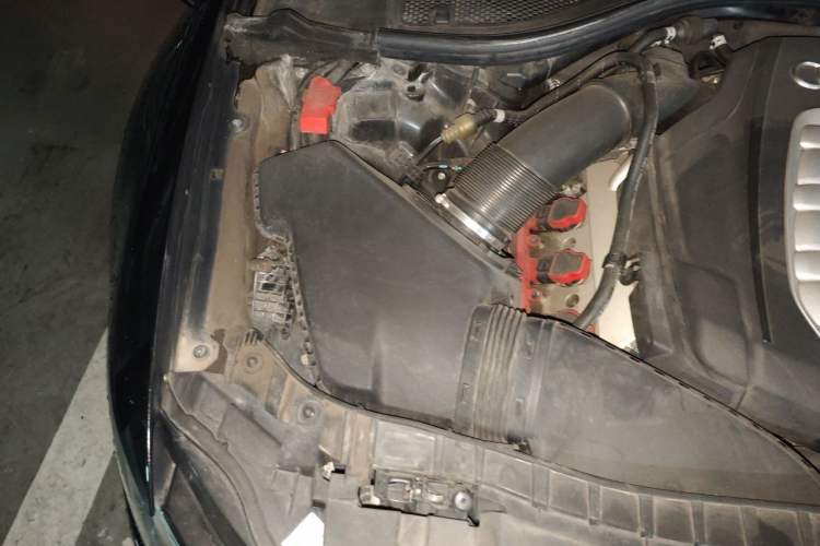 Used Audi A6L 2014 30 FSI Luxury Model Engine Bay Right