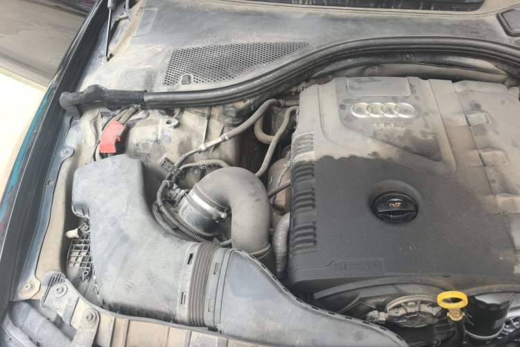 Used Audi A6L 2014 TFSI Standard Model Engine Bay Right