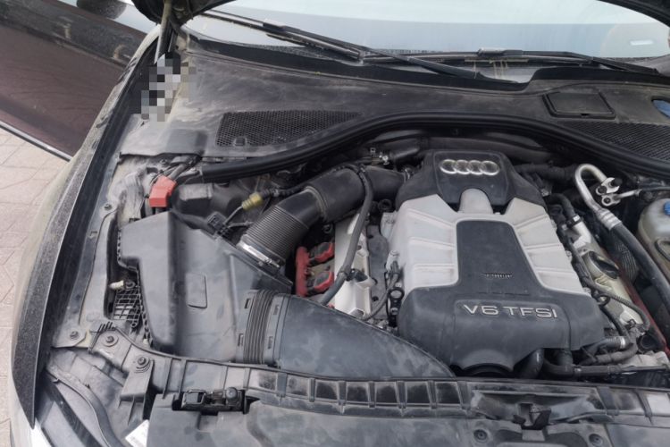 Used Audi A6L 2014 50 TFSI quattro Luxury Model Engine Bay Right