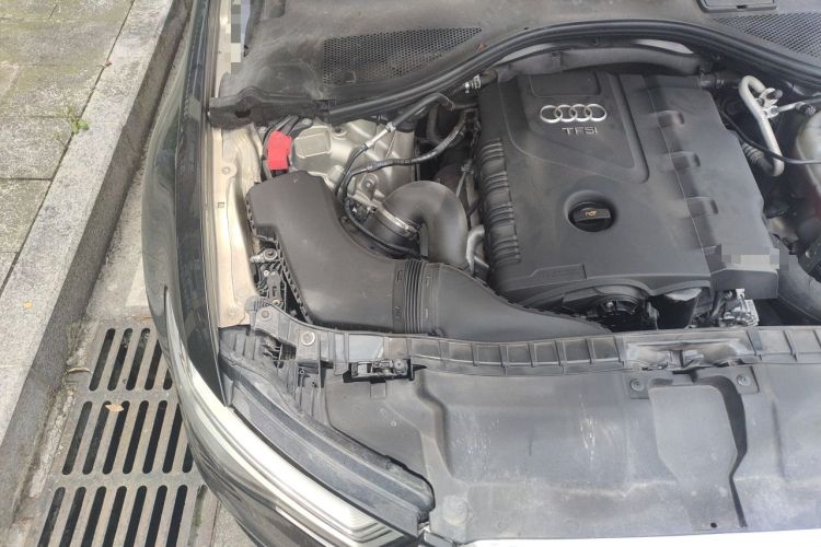 Used Audi A6L 2014 TFSI Standard Model Engine Bay Right