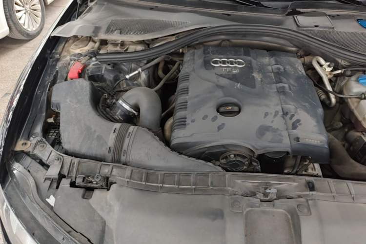 Used Audi A6L 2014 TFSI Standard Model Engine Bay Right