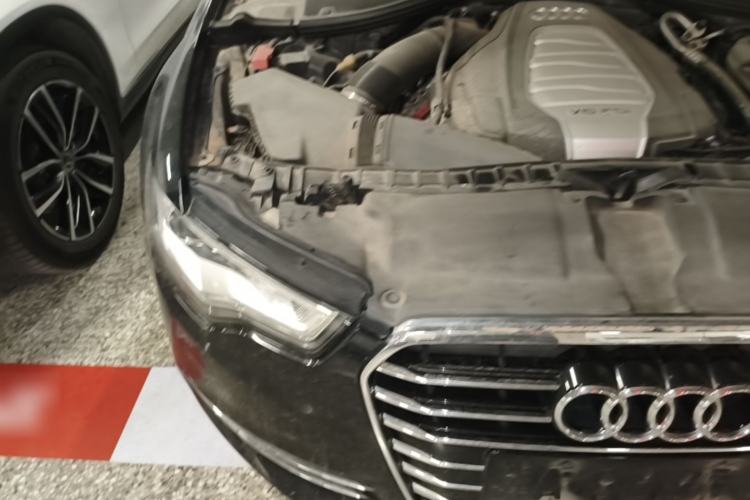 Used Audi A6L 2014 30 FSI Comfort Model Engine Bay Right