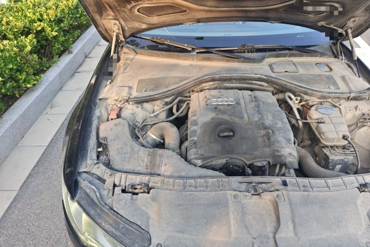 Used Audi A6L 2014 TFSI Standard Model Engine Bay Right