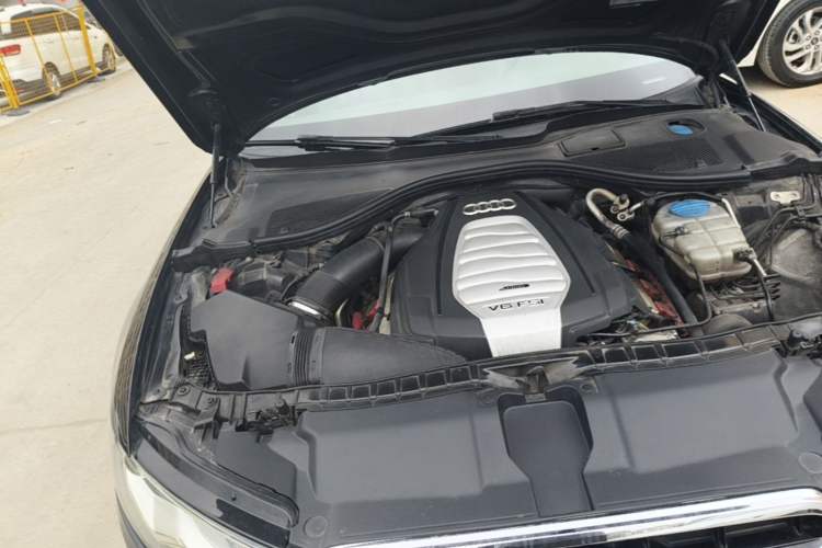 Used Audi A6L 2014 30 FSI Technology Model Engine Bay Right