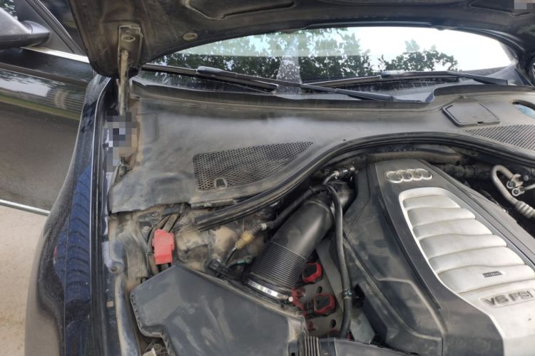 Used Audi A6L 2014 30 FSI Technology Model Engine Bay Right