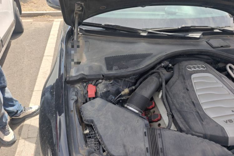 Used Audi A6L 2014 30 FSI Comfort Model Engine Bay Right