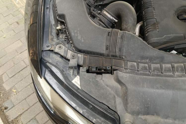 Used Audi A6L 2014 TFSI Comfort Model Engine Bay Right