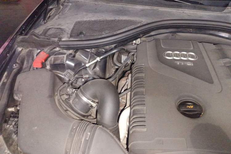 Used Audi A6L 2014 TFSI Standard Model Engine Bay Right