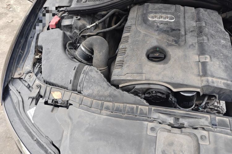 Used Audi A6L 2014 TFSI Standard Model Engine Bay Right