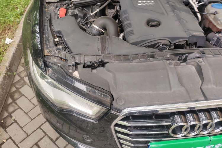 Used Audi A6L 2014 TFSI Standard Model Engine Bay Right