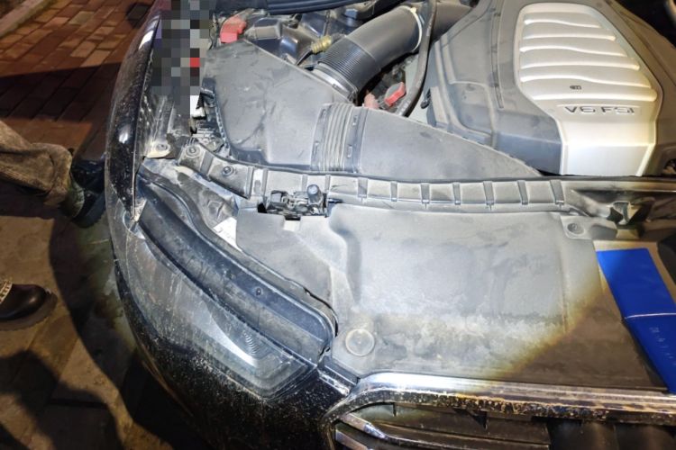 Used Audi A6L 2014 30 FSI Comfort Model Engine Bay Right