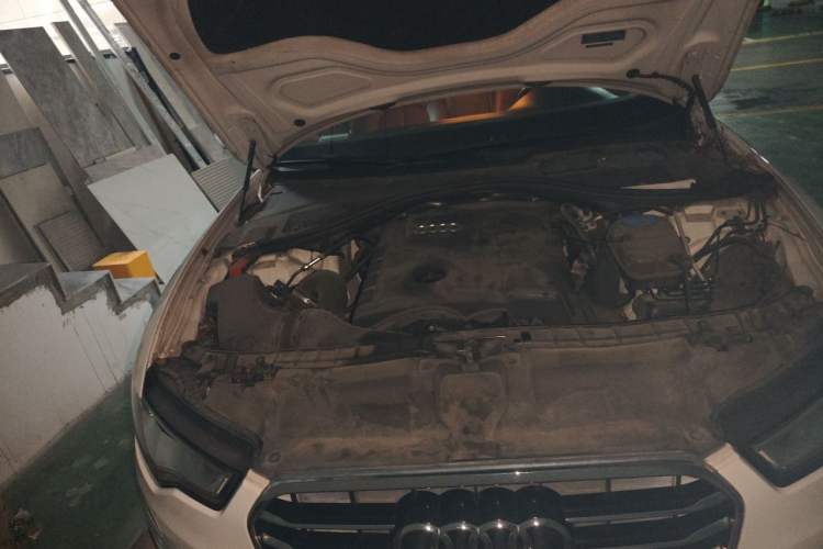 Used Audi A6L 2014 TFSI Standard Model Engine Bay Right