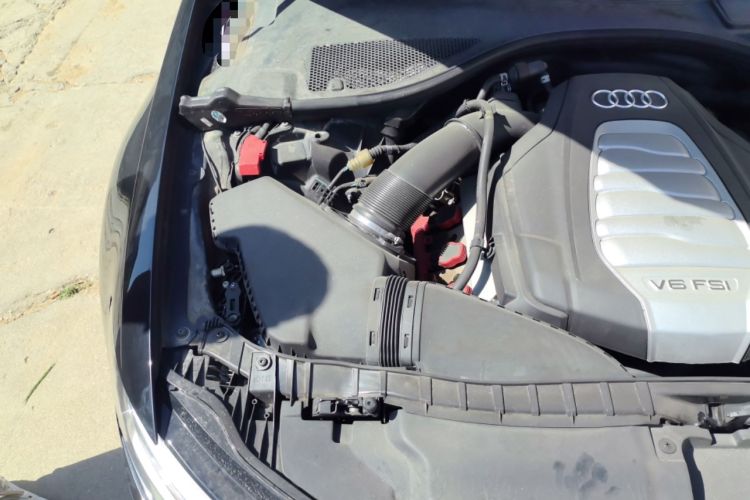 Used Audi A6L 2014 30 FSI Comfort Model Engine Bay Right