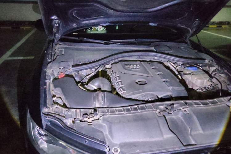 Used Audi A6L 2014 TFSI Standard Model Engine Bay Right