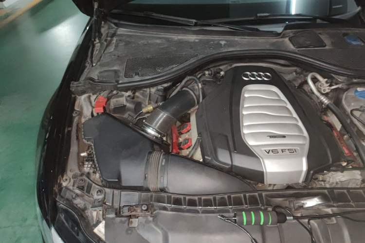 Used Audi A6L 2014 30 FSI Luxury Model Engine Bay Right