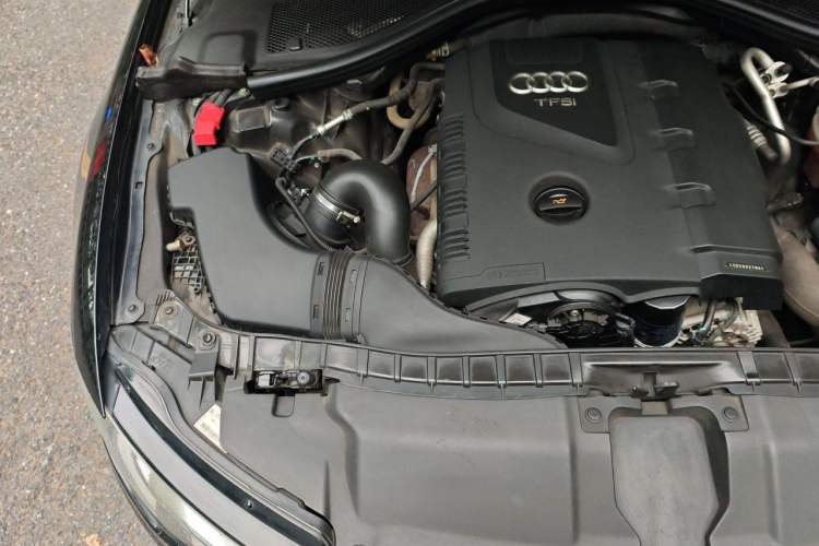Used Audi A6L 2014 TFSI Standard Model Engine Bay Right