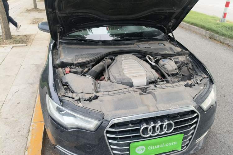 Used Audi A6L 2014 30 FSI Comfort Model Engine Bay Right