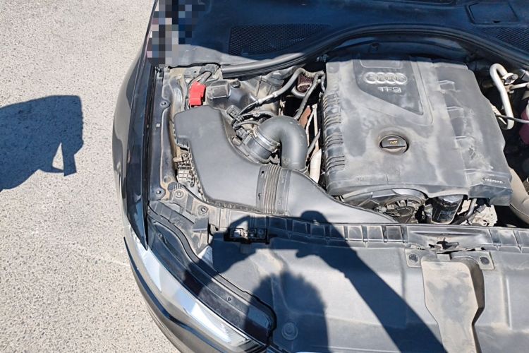 Used Audi A6L 2014 TFSI Standard Model Engine Bay Right
