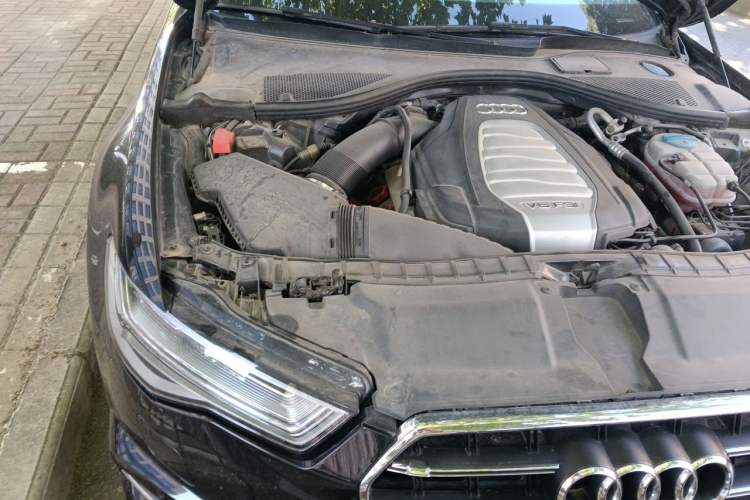 Used Audi A6L 2014 30 FSI Comfort Model Engine Bay Right