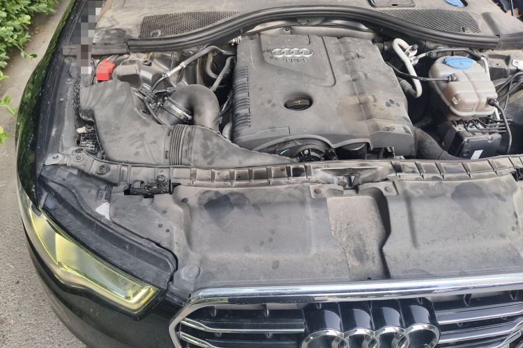 Used Audi A6L 2014 TFSI Standard Model Engine Bay Right