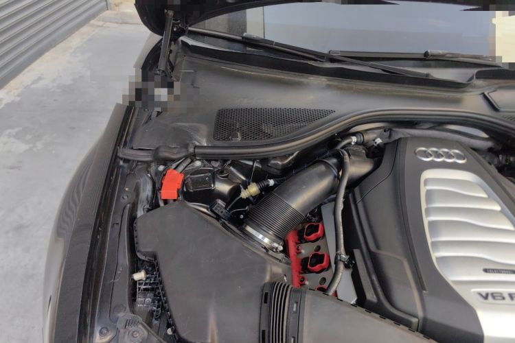 Used Audi A6L 2014 30 FSI Comfort Model Engine Bay Right