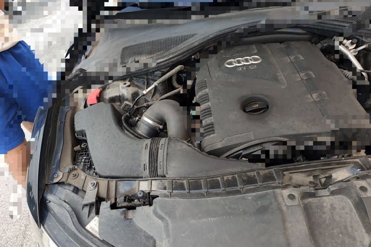 Used Audi A6L 2014 TFSI Standard Model Engine Bay Right