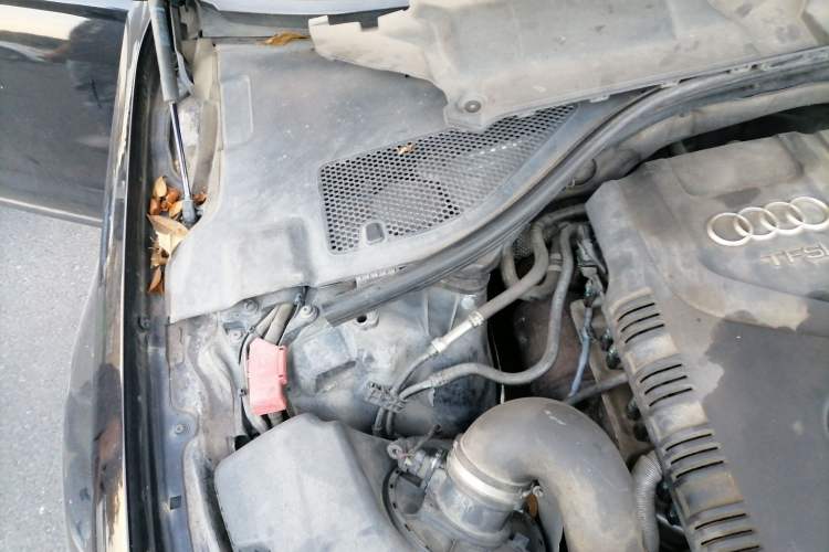 Used Audi A6L 2014 TFSI Standard Model Engine Bay Right