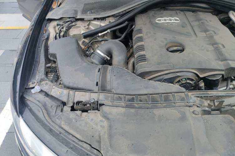 Used Audi A6L 2014 TFSI Standard Model Engine Bay Right