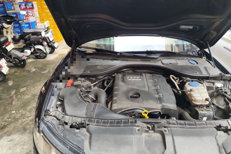Used Audi A6L 2014 TFSI Standard Model Engine Bay Right