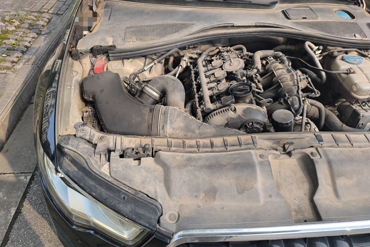 Used Audi A6L 2014 TFSI Standard Model Engine Bay Right