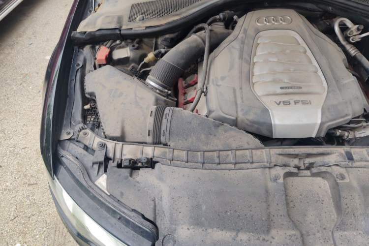 Used Audi A6L 2014 30 FSI Comfort Model Engine Bay Right