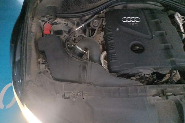 Used Audi A6L 2014 TFSI Standard Model Engine Bay Right