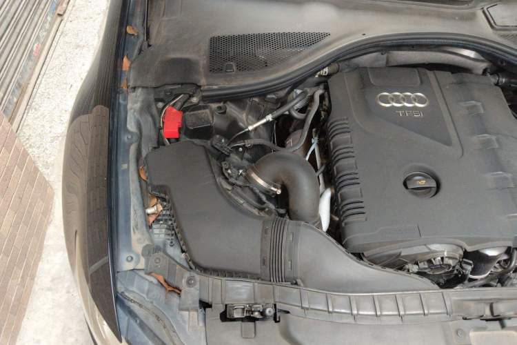 Used Audi A6L 2014 TFSI Standard Model Engine Bay Right