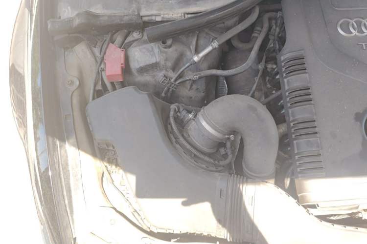 Used Audi A6L 2014 TFSI Standard Model Engine Bay Right
