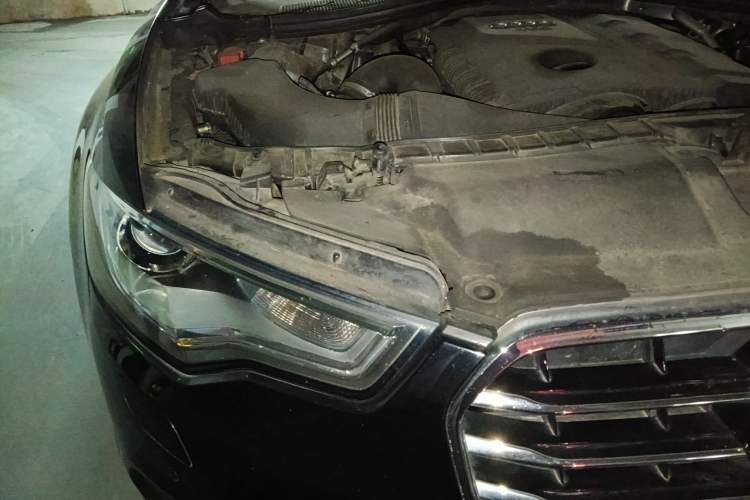 Used Audi A6L 2014 TFSI Standard Model Engine Bay Right
