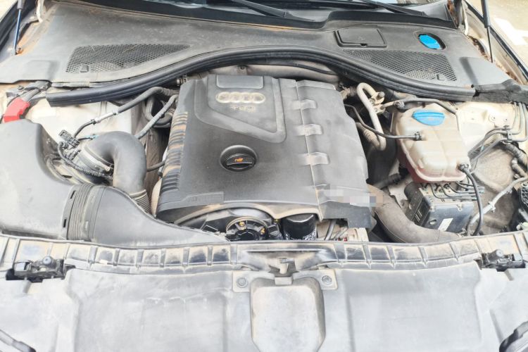 Used Audi A6L 2014 TFSI Standard Model Engine Bay