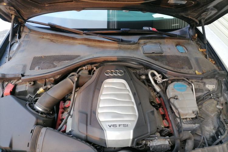 Used Audi A6L 2014 30 FSI Technology Model Engine Bay